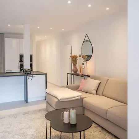 Wonderful 2br W View On Leie *