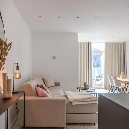 Wonderful 2br W View On Leie Lejlighed Gent
